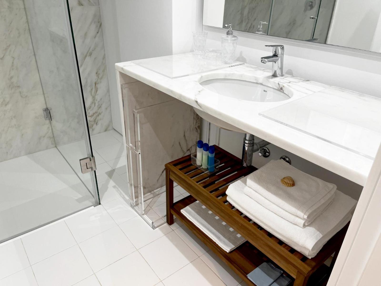 Signature Guesthouse Porto Phòng bức ảnh