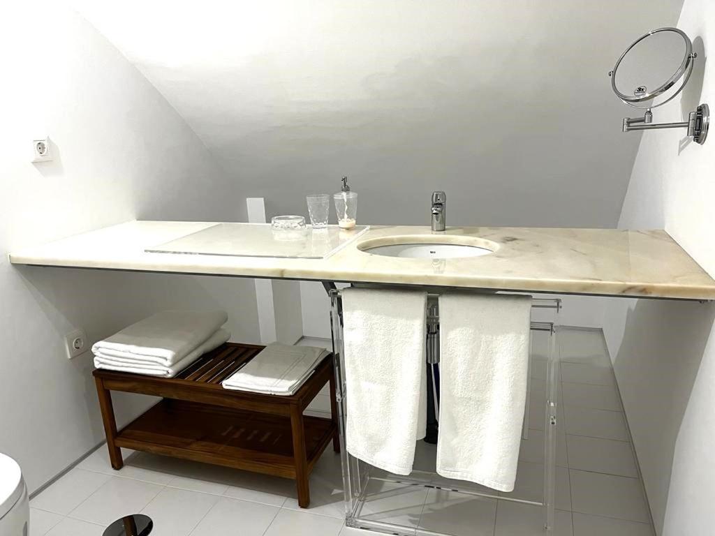 Signature Guesthouse Porto Ngoại thất bức ảnh